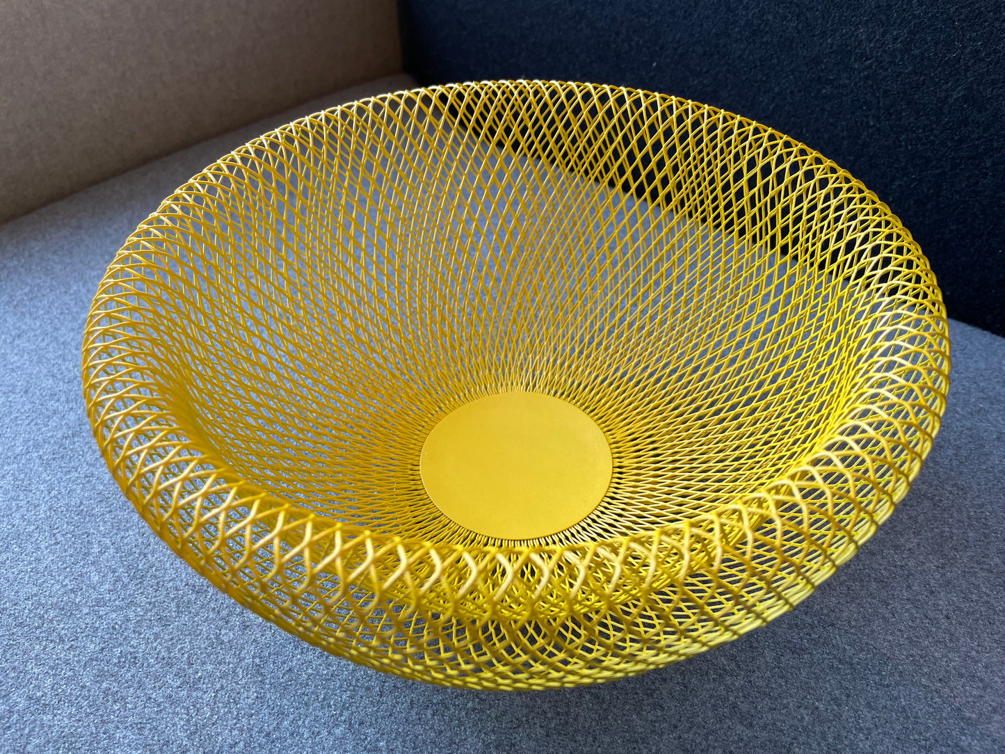 MoMa Wire Mesh Bowl - Gelb